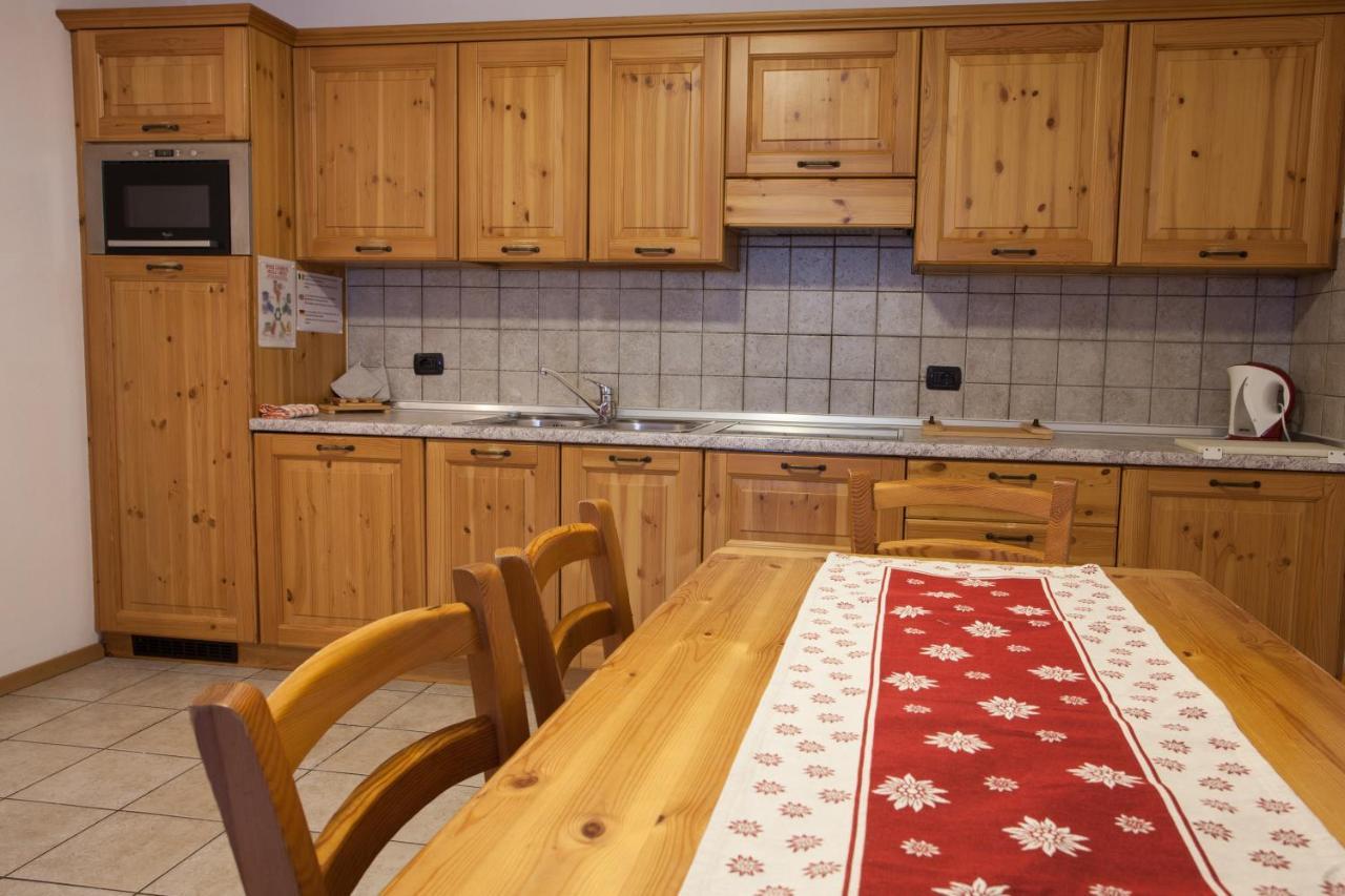 Lareit Appartamenti Бормио Экстерьер фото